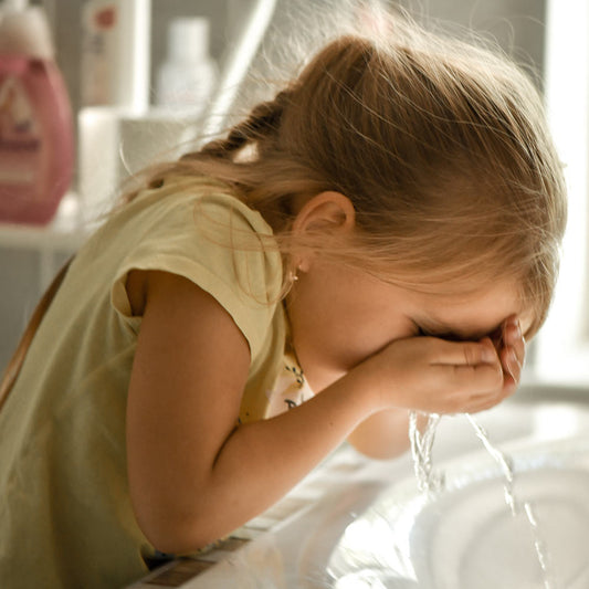 Drinks to Prevent Dehydration in a Vomiting Child